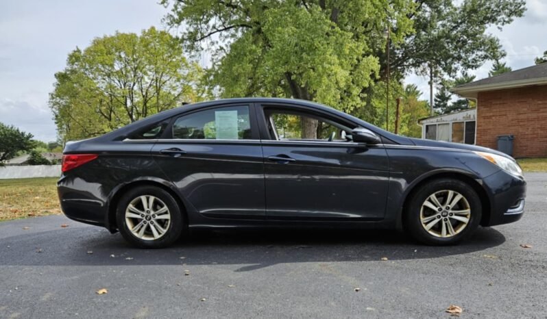 
								2012 HYUNDAI SONATA full									