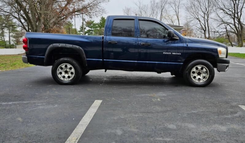 
								2007 Dodge Ram 1500 full									