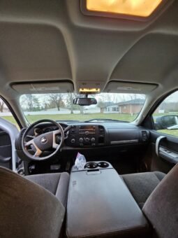 
										2008 Chevy Silverado full									