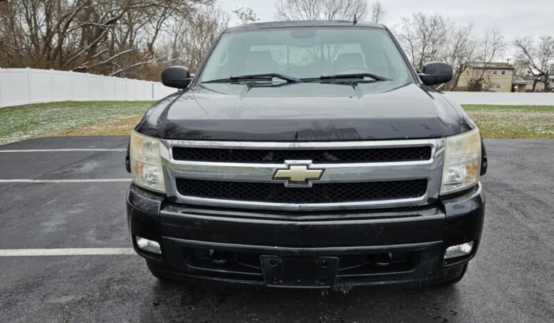 
								2007 Chevrolet Silverado LTZ full									