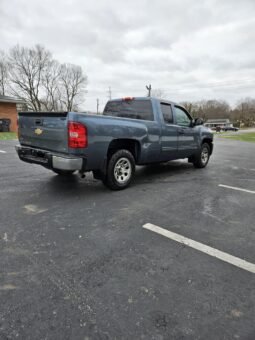 
										2011 Chevrolet Silverado full									