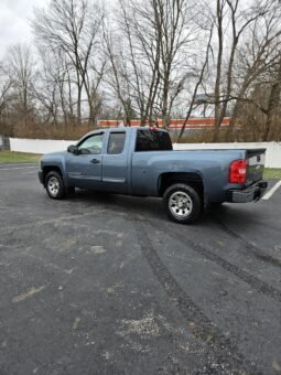 
										2011 Chevrolet Silverado full									