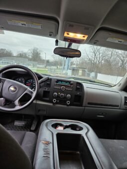 
										2011 Chevrolet Silverado full									